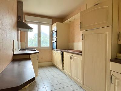 Appartement - 80 m² - 3 pièces