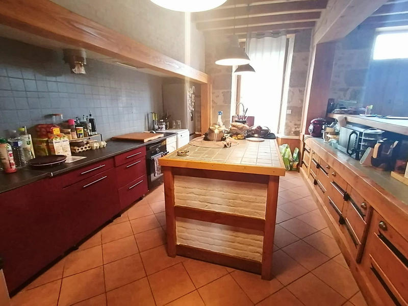 Maison - 182 m² - 6 pièces