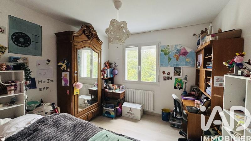 Maison - 143 m² - 7 pièces