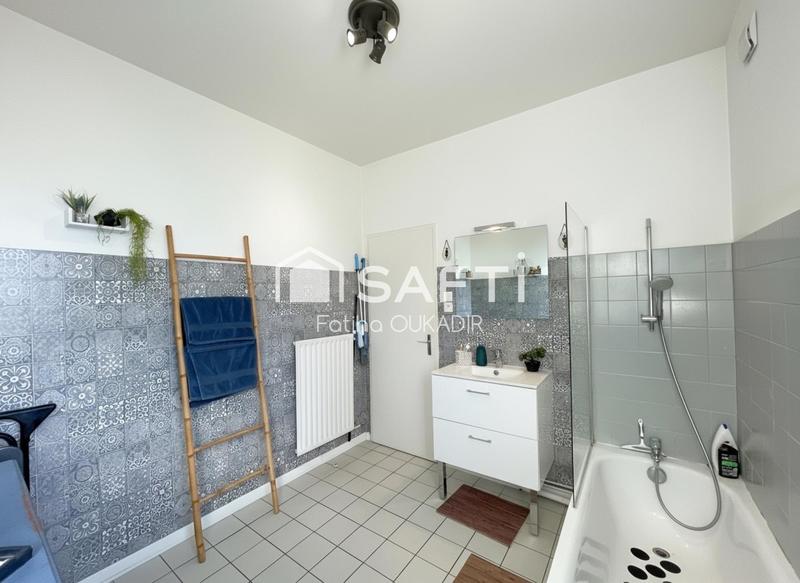 Appartement - 80 m² - 3 pièces
