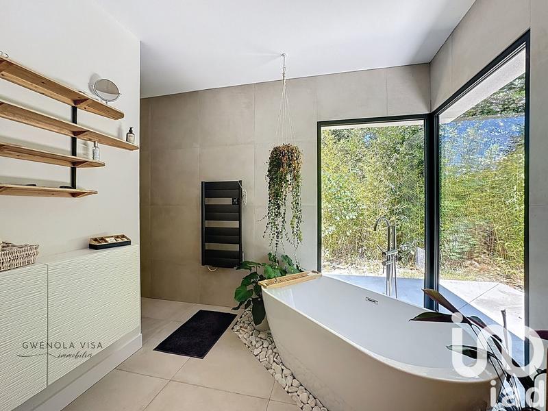 Maison - 170 m² - 4 pièces