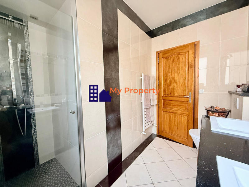 Maison ancienne - 110 m² - 5 pièces