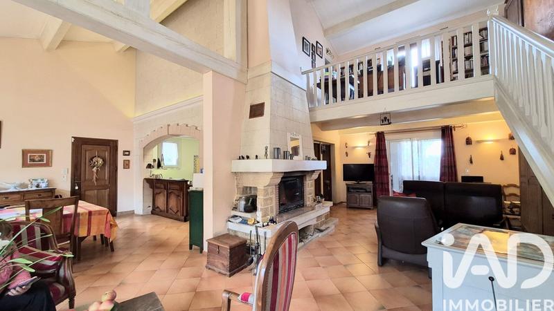 Maison - 138 m² - 5 pièces