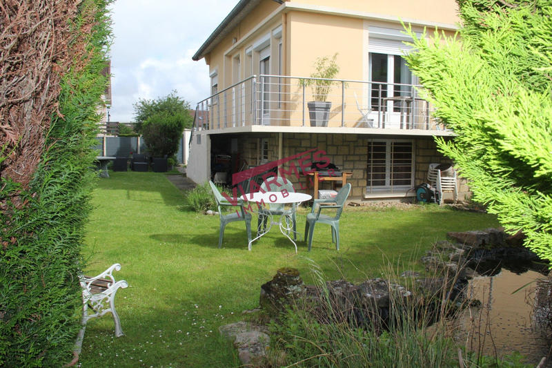 Maison - 160 m² - 7 pièces