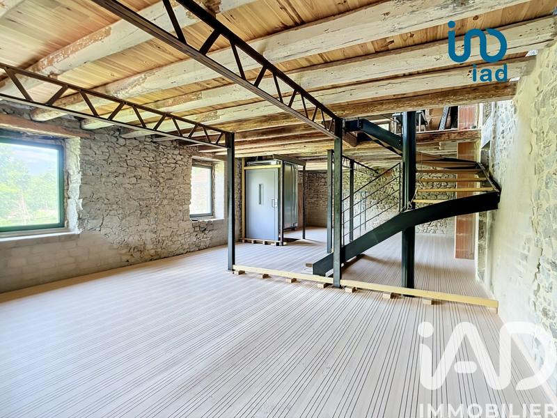 Maison de campagne - 487 m² - 4 pièces