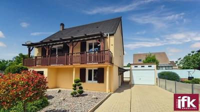 Maison - 97 m² - 4 pièces