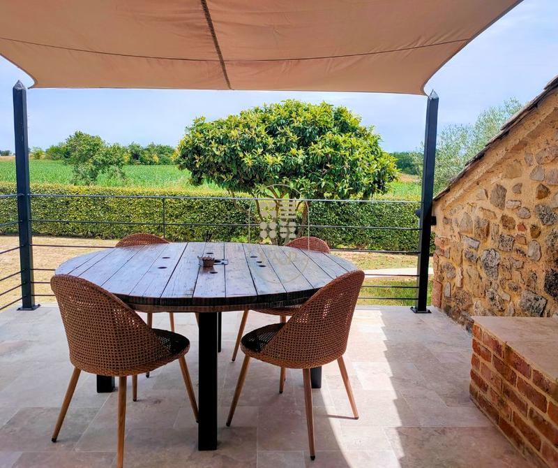 Mas - 339 m² - 6 pièces