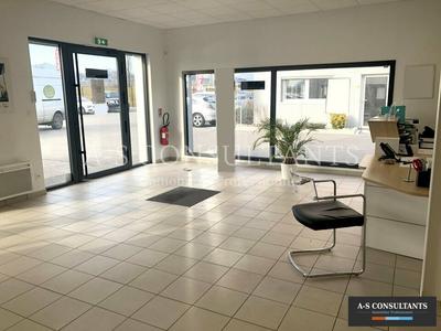 Local commercial - 375 m²