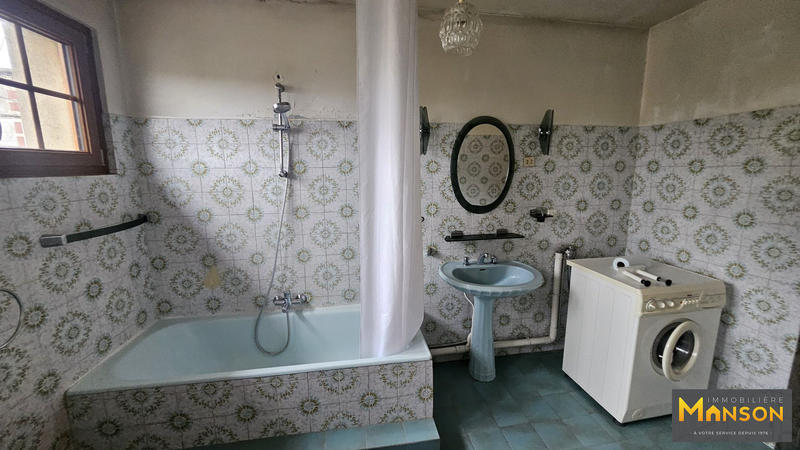 Maison traditionnelle - 115 m² - 5 pièces