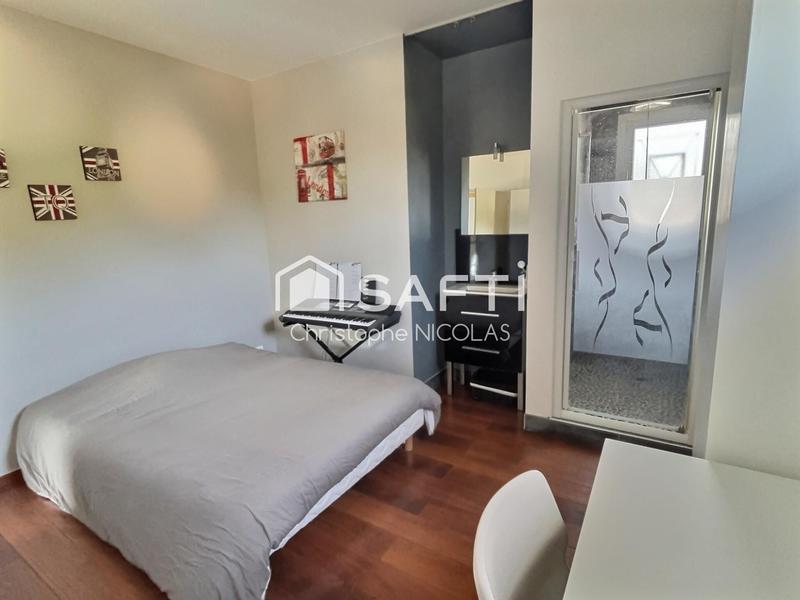 Villa - 165 m² - 6 pièces