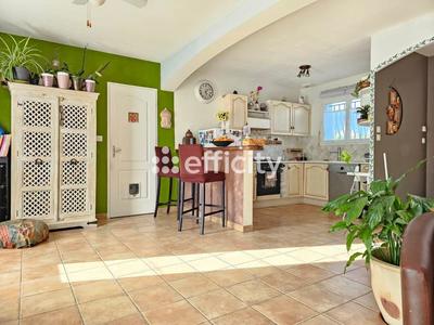 Maison - 85 m² - 5 pièces