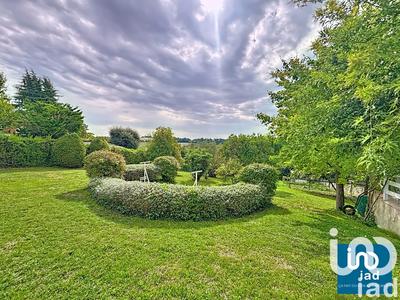 Maison de maîtres - 123 m² - 8 pièces