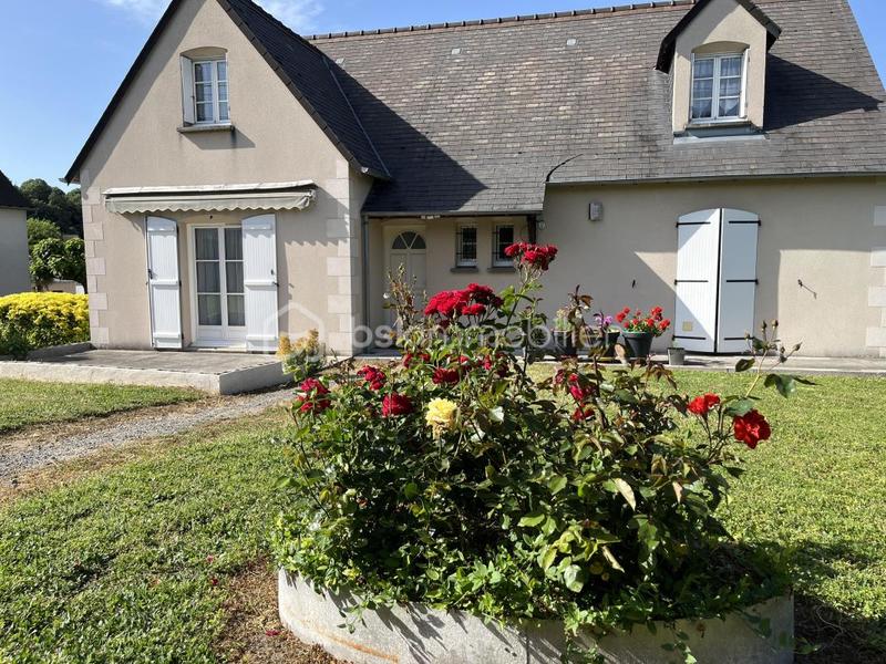 Maison - 140 m² - 8 pièces