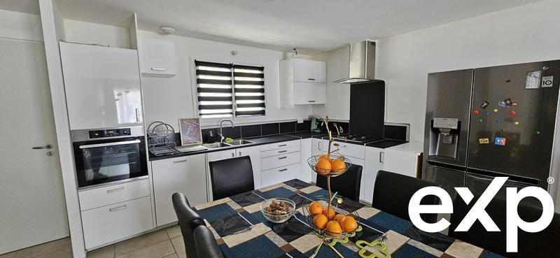 Maison - 80 m² - 4 pièces