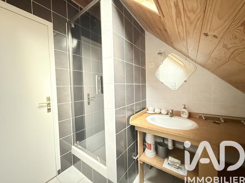 Maison - 104 m² - 5 pièces