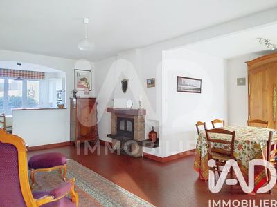 Maison - 123 m² - 4 pièces