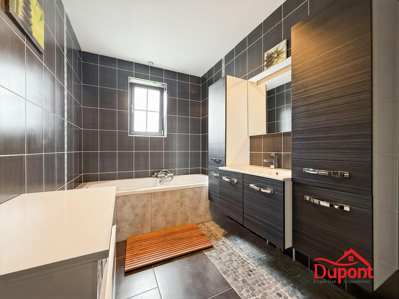 Maison - 130 m² - 7 pièces