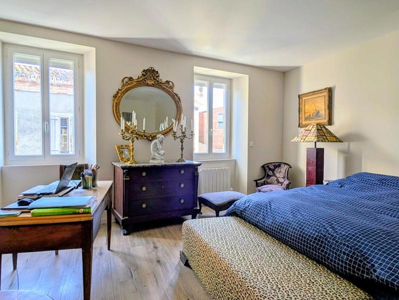 Immeuble - 175 m² - 6 pièces