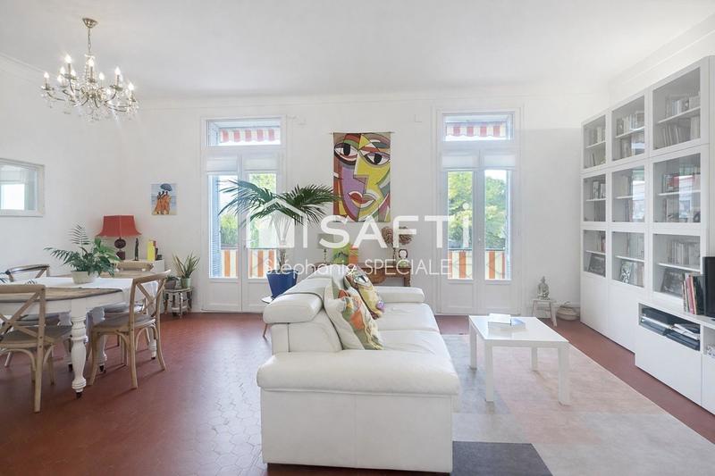 Appartement - 102 m² - 4 pièces