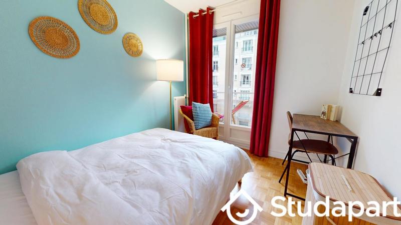 Chambre - 10 m² - 1 pièce