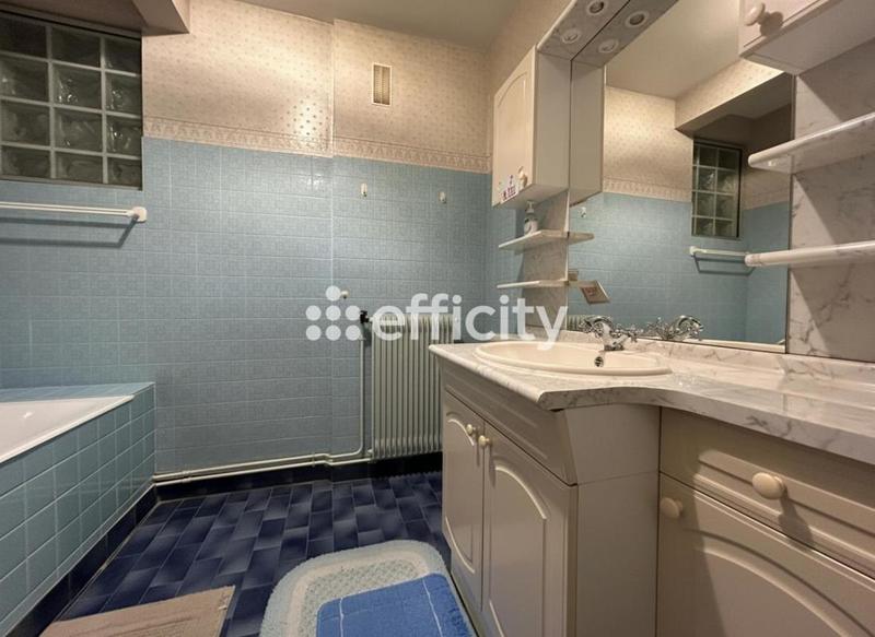 Appartement - 115 m² - 5 pièces