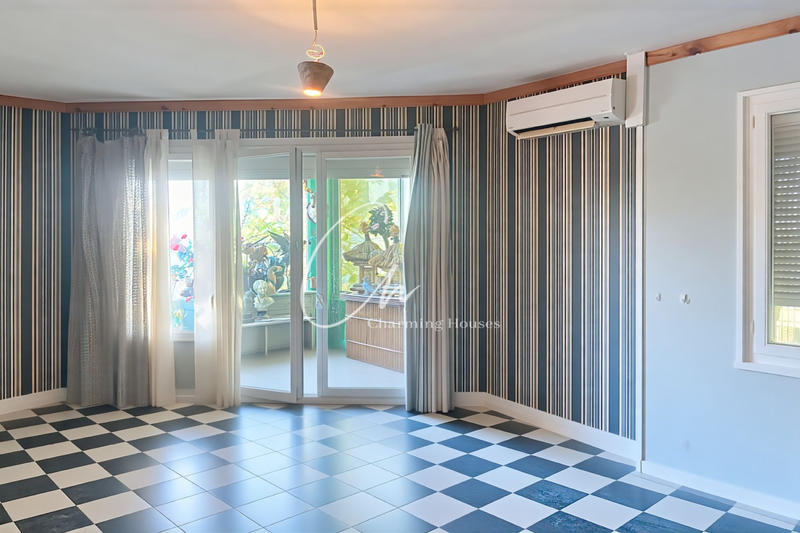 Appartement - 84 m² - 3 pièces