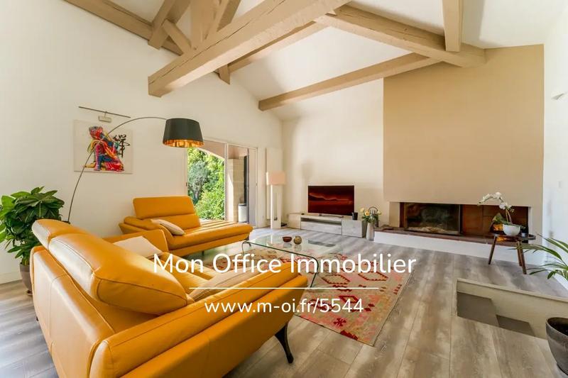 Villa - 310 m² - 5 pièces