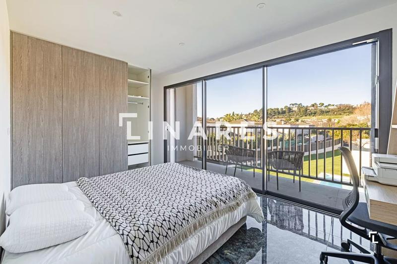 Villa - 138 m² - 5 pièces