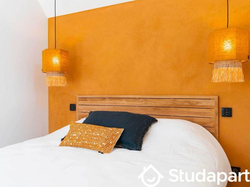 Chambre - 10 m² - 1 pièce