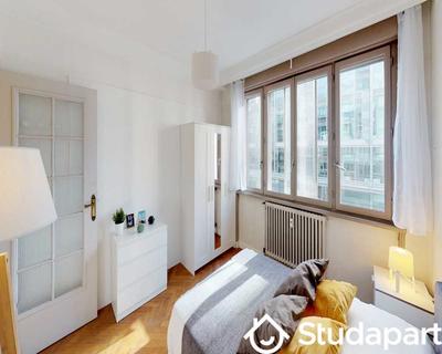 Chambre - 70 m² - 1 pièce