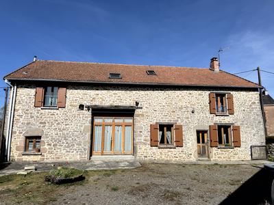 Maison en pierre - 185 m² - 10 pièces