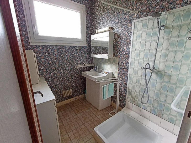 Maison - 93 m² - 5 pièces