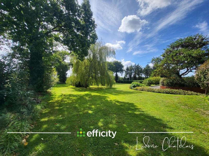 Maison - 210 m² - 9 pièces