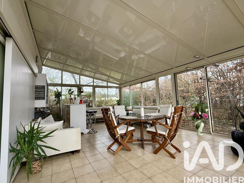 Maison - 230 m² - 6 pièces