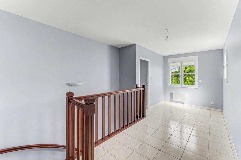 Maison - 199 m² - 6 pièces