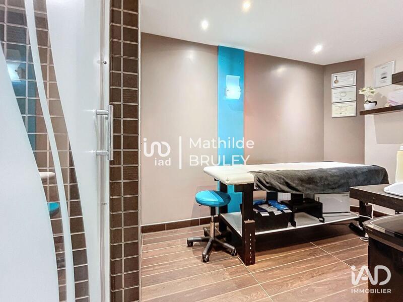 Local commercial - 162 m²