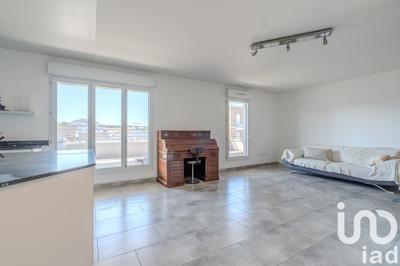 Appartement - 99 m² - 4 pièces