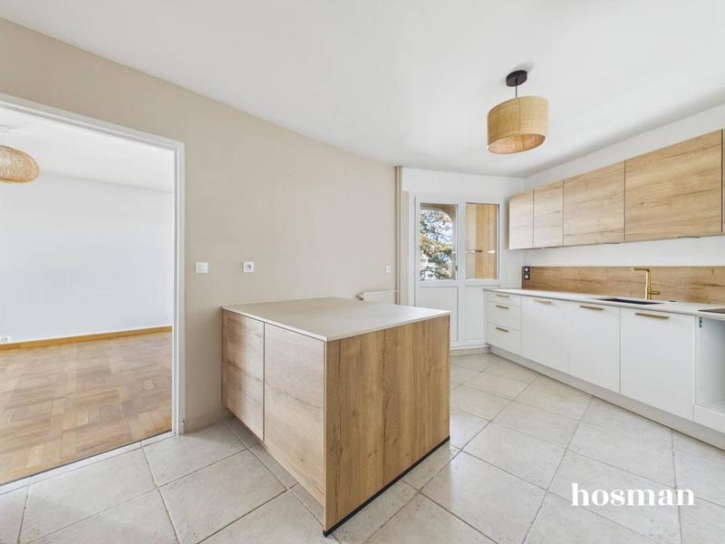 Appartement - 91 m² - 4 pièces