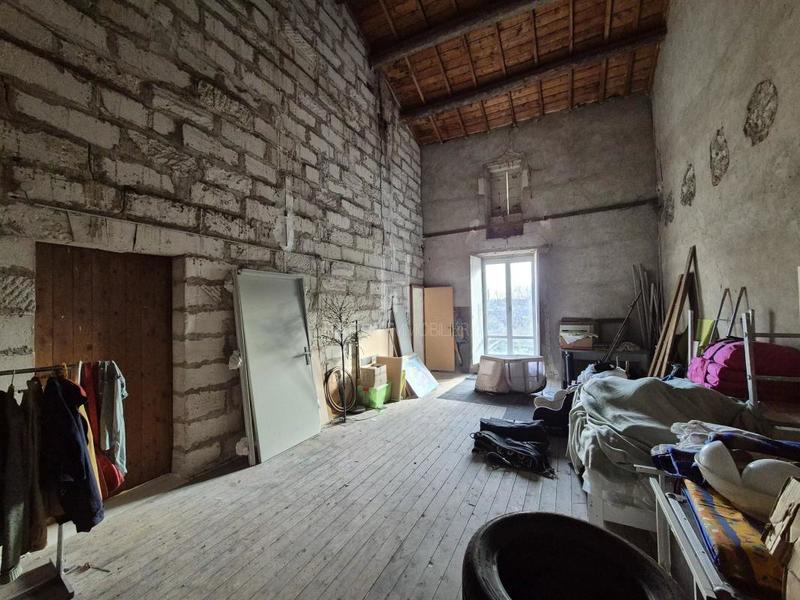 Maison de ville - 205 m² - 9 pièces