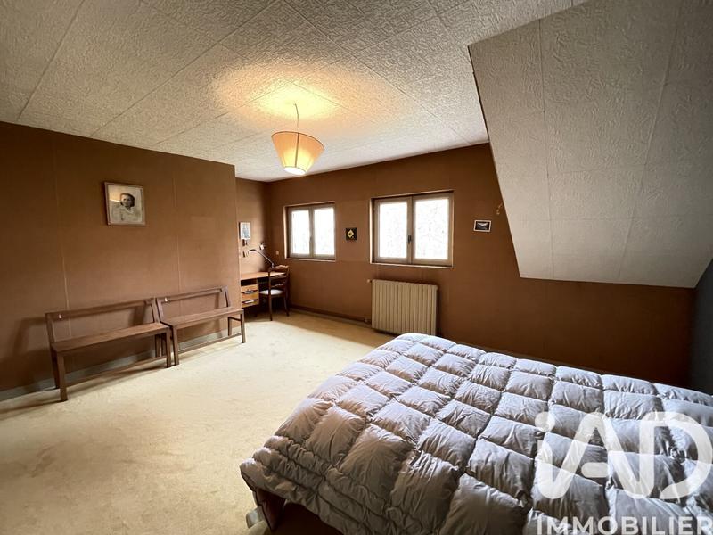 Maison - 150 m² - 8 pièces