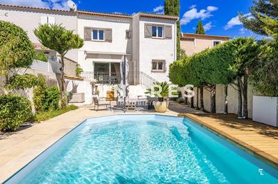 Maison - 135 m² - 4 pièces