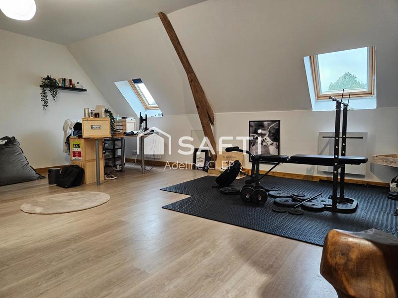 Maison - 130 m² - 8 pièces