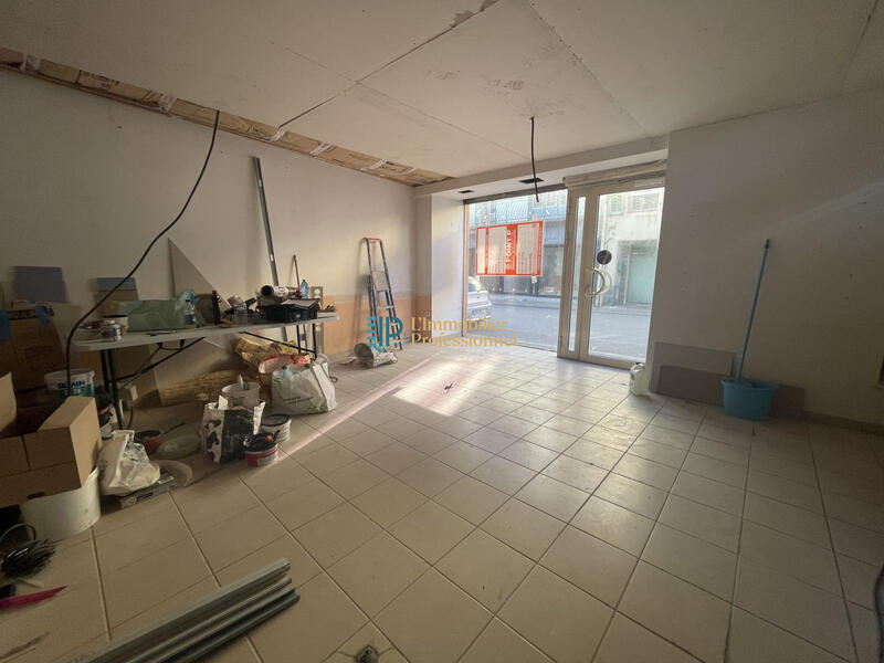 Local commercial - 62 m² - 2 pièces