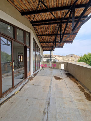 Maison - 236 m² - 6 pièces