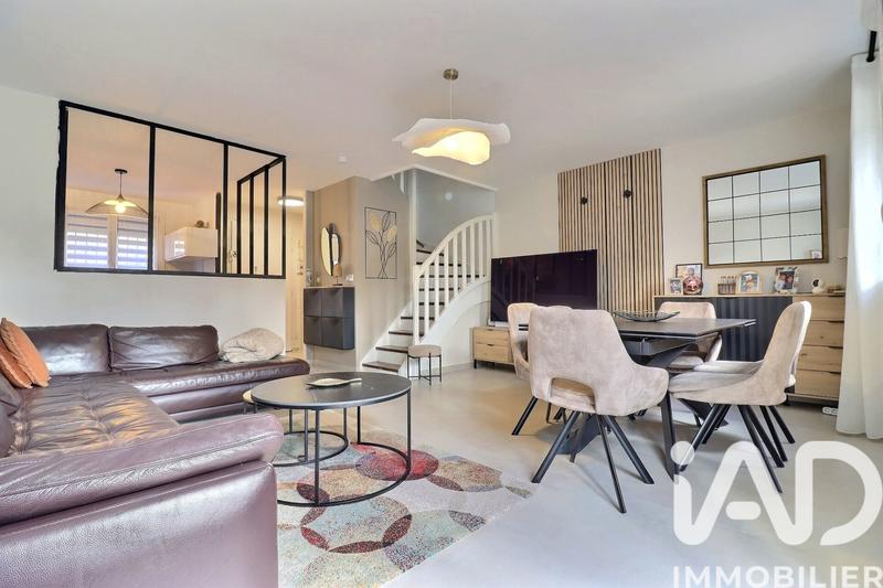 Maison - 77 m² - 4 pièces