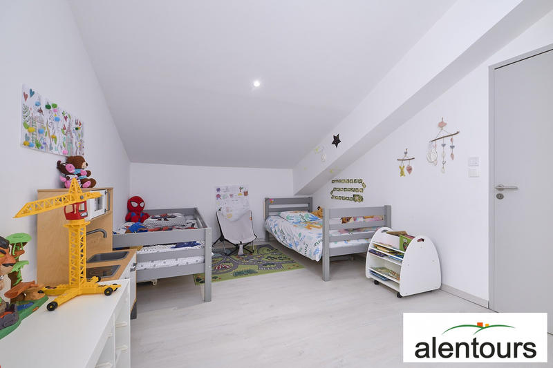 Maison - 79 m² - 4 pièces