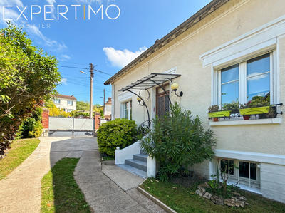 Maison - 135 m² - 6 pièces