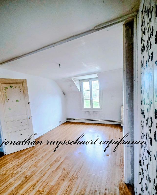 Maison - 98 m² - 7 pièces