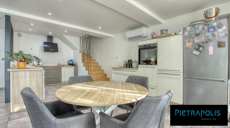 Maison - 172 m² - 5 pièces