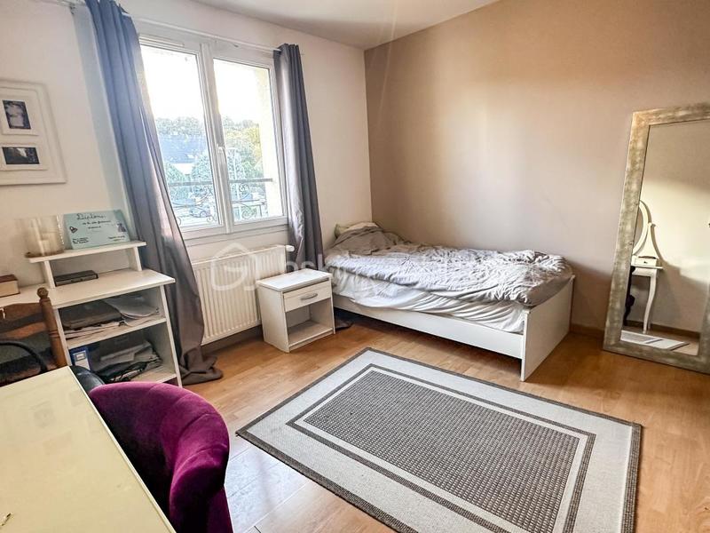 Maison traditionnelle - 183 m² - 8 pièces